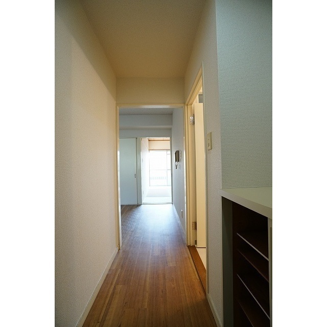 グレース大蔵0202号室 玄関