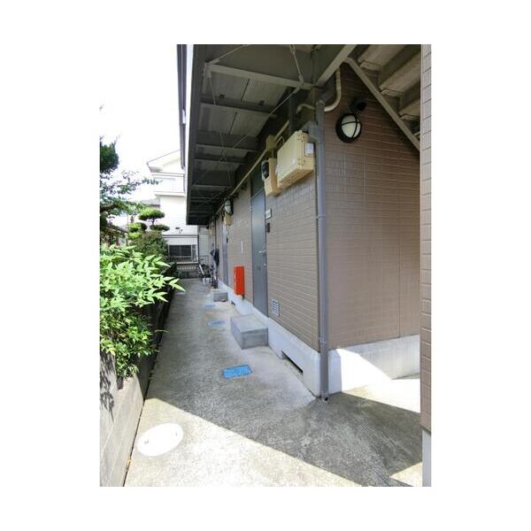 プランドール古淵102号室 エントランス