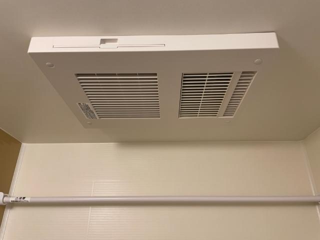 グラスコート明大前 浴室乾燥機