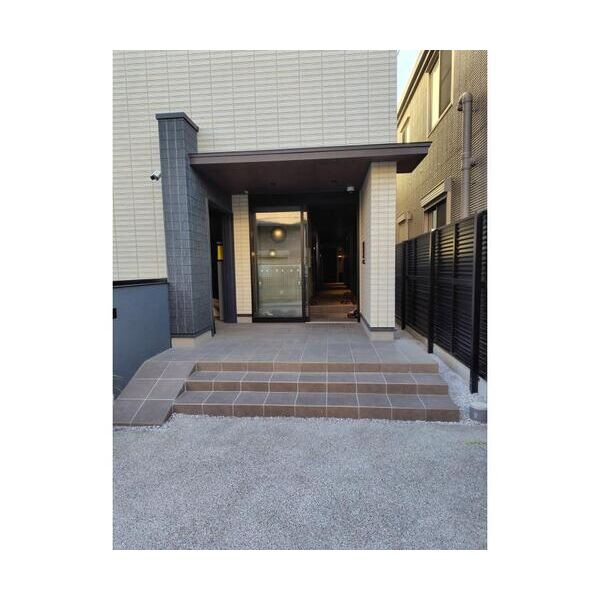 ヒンメルブラウ　野方303号室 エントランス