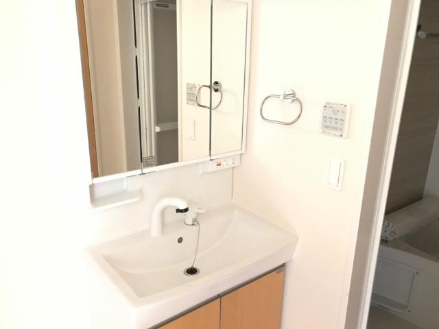 厚木市下川入新築アパート102号室 洗髪洗面化粧台（イメージ）