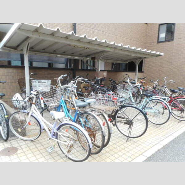 シーサイドスクウェア　弐番館303号室 駐輪場