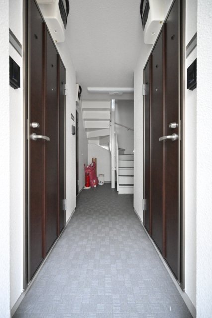 サザンロード北千住3階 エントランス