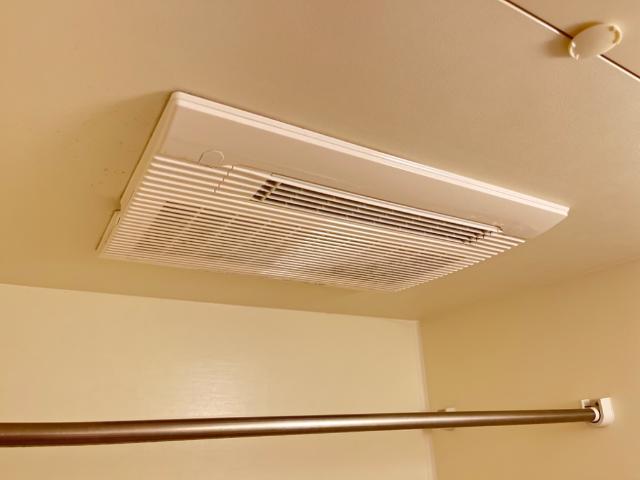 フラワリーヒル302号室 浴室乾燥機（イメージ）