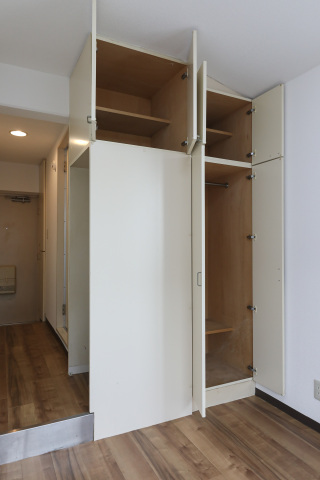 スカイコート日吉301号室 収納