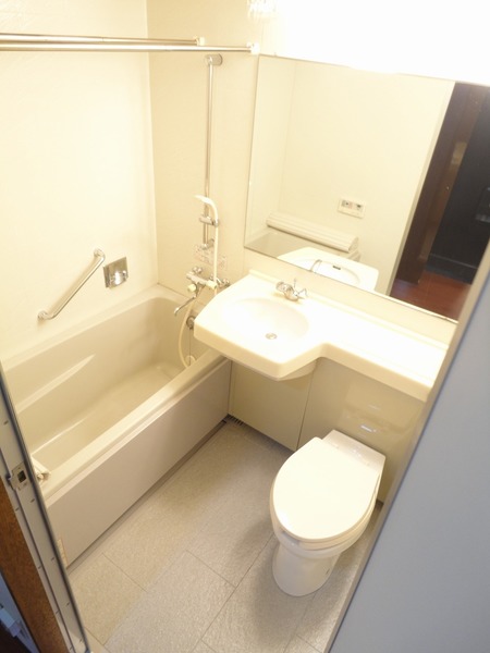 日神パレステージ西麻布1105号室 お風呂