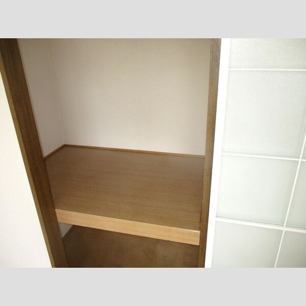 アンビションEIGHT201号室 収納