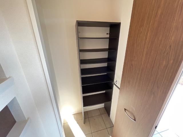 セレーナクオーレ106号室 下駄箱