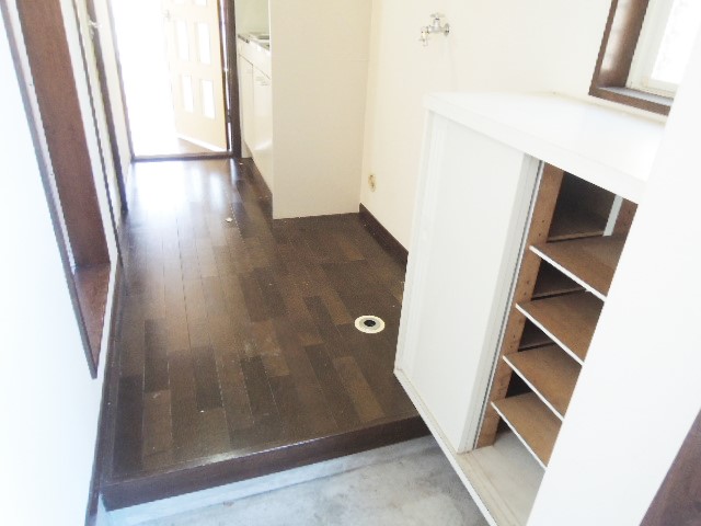 シャルム戸塚 玄関