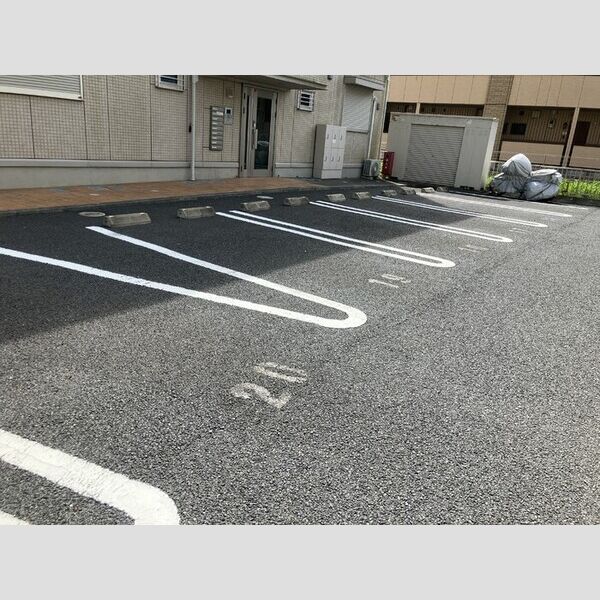 メゾン　あい・あこ　あい102号室 駐車場
