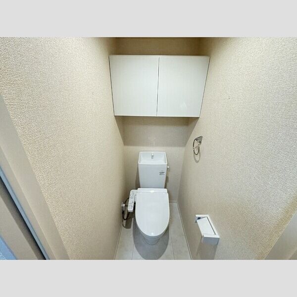 Maestro (マエストロ)302号室 温水洗浄便座