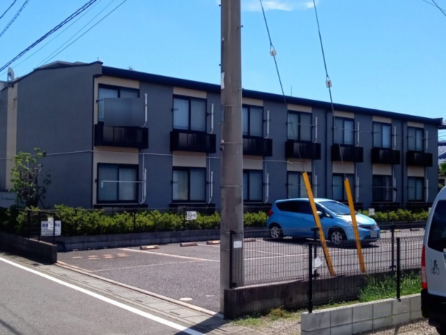 レオパレスヴィヴレの外観画像