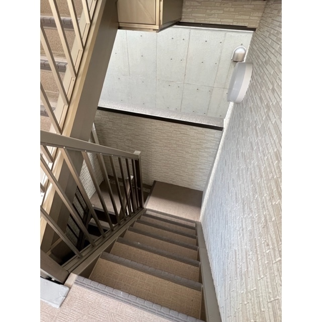 Wistaria ComfortⅡ3階 外観