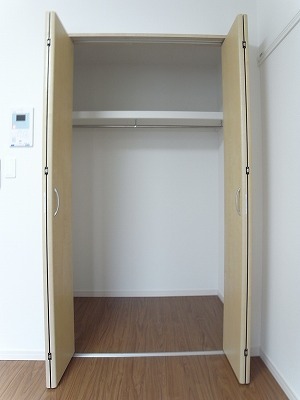 リブリ・branche2階 収納