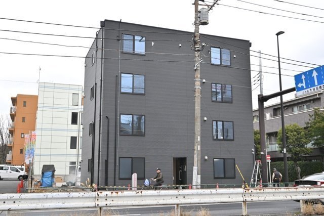 ＺＥＲＤＩＡ　ＡＹＡＳＥ 外観