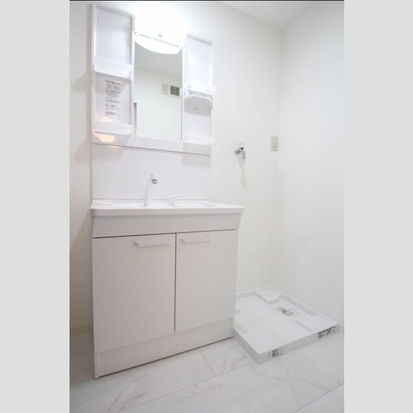 サングリア 洗面室