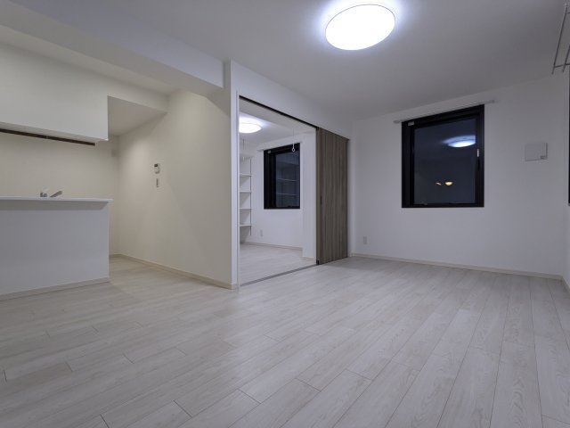 グランピア中野坂上0106号室 リビング