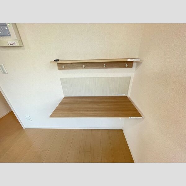 エスポワール鵠沼101号室 ワークデスク