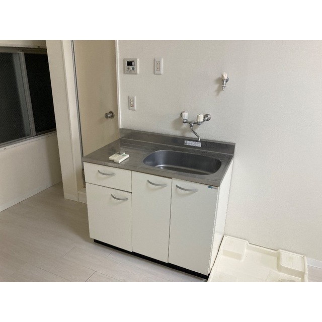 コモド三ノ輪　旧コーポイワイ101号室 キッチン