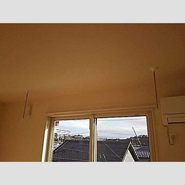 パーク根郷303号室 室内物干し