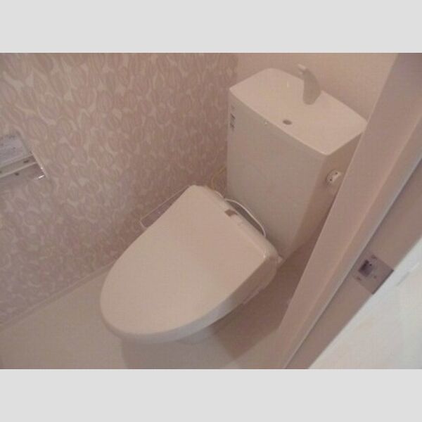 エトーレ・DⅢ203号室 ■温水洗浄暖房便座機能付■