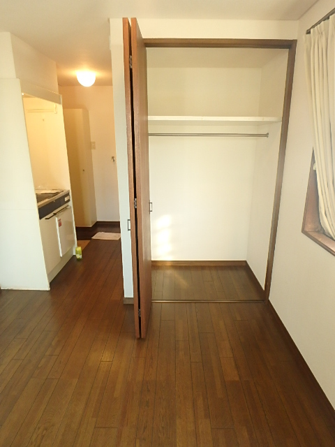 ブランドール早宮 収納