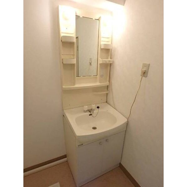 山口マンション0302号室 洗面