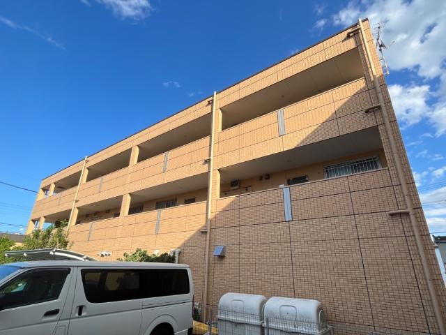 Ｂｏｎ　Ｃｈｉｃ　　（ボン　シック）　　 外観写真（昼）