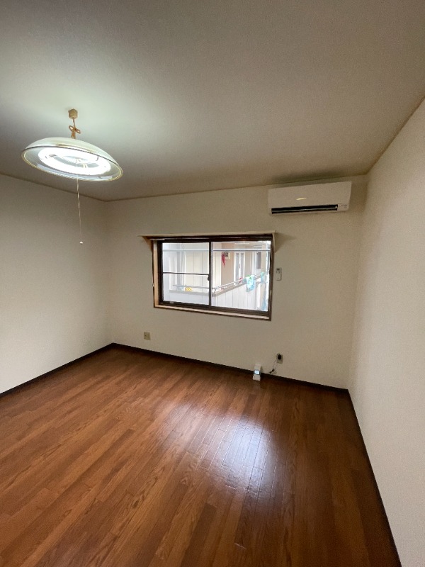 クロノス神田 リビング