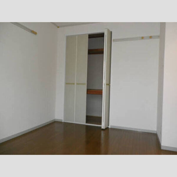 エーデルワイス203号室 洋室　収納