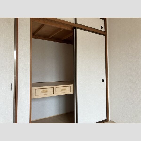 レジデンス小林 和室押入れ