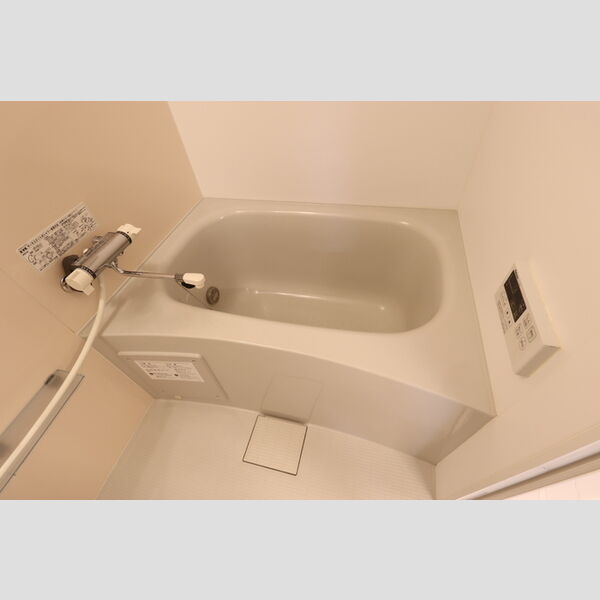 アリエッタ201号室 追い焚き給湯機能付き浴室