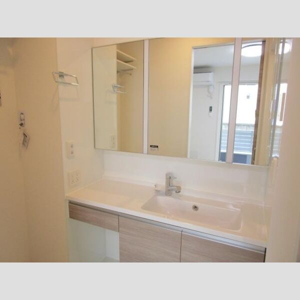 クレマチス102号室 同建物別部屋の参考画像