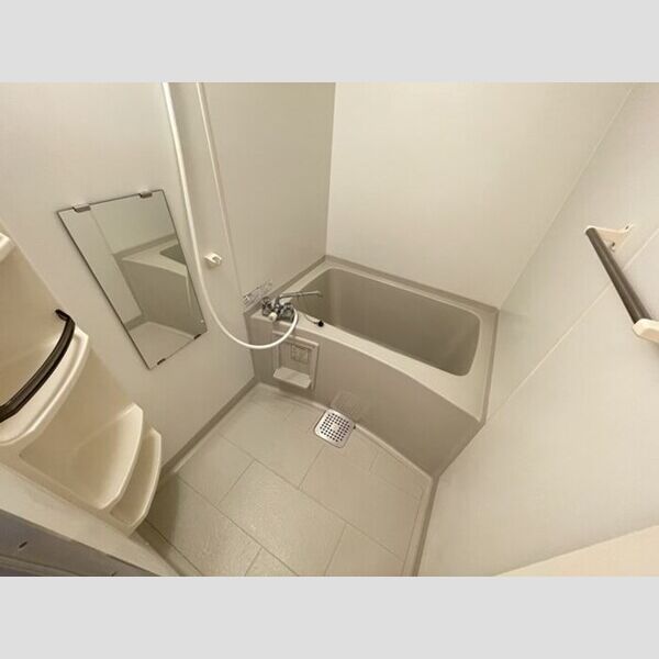 プルミエコート201号室 浴室