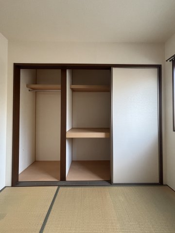 アンゼリーク 収納