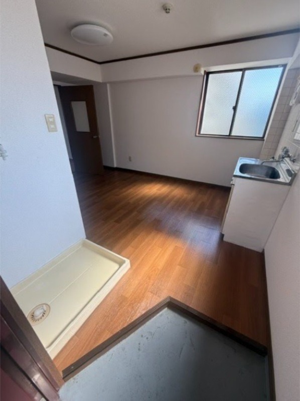 第一アサヒハイツ 玄関