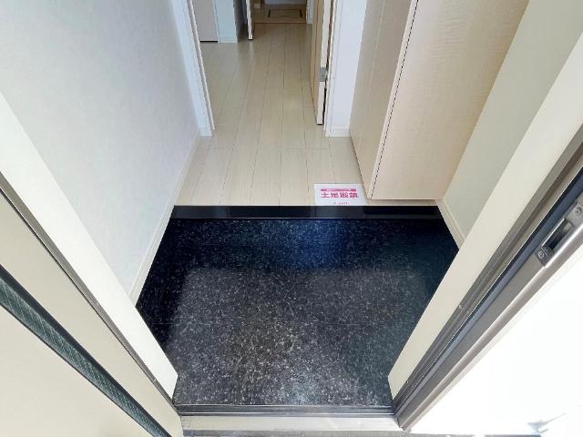 グレイシャス”Ｎ” 玄関