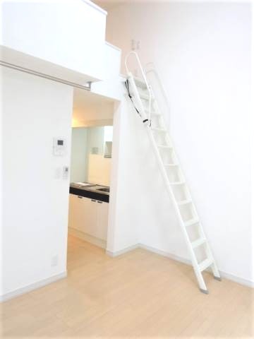 ルーエ渕野辺 内観