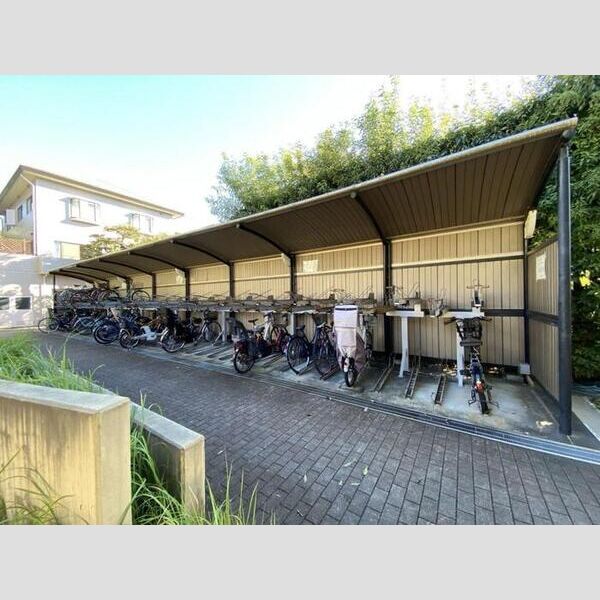 モニュメントスクウェア　参番館107号室 駐輪場