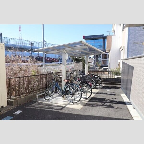 コスモ22 駐輪場