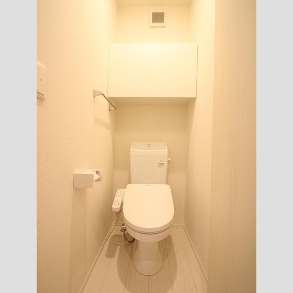 コンフォート高松町103号室 トイレ