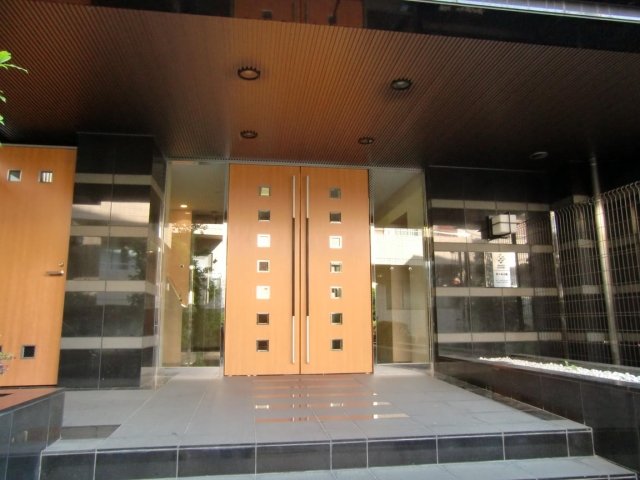 パレステュディオ代々木上原2階 エントランス