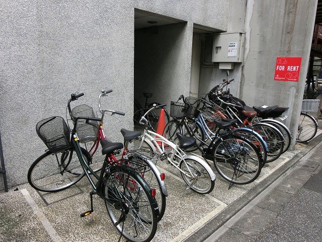 サンストン亀有402号室 駐車場