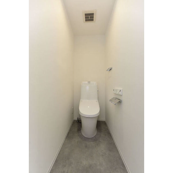サリースマイル参番館0202号室 トイレ