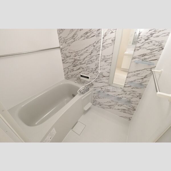 ファルナーズ バスルーム