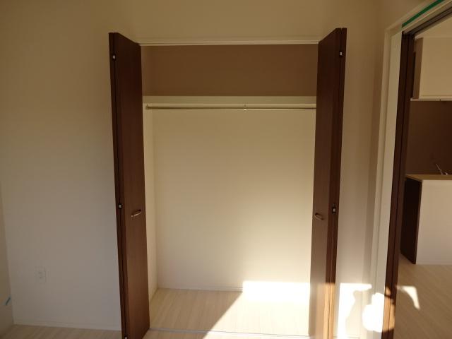 ルピナス向原 クローゼット