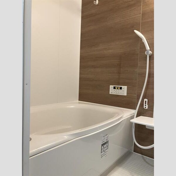 リーブルファイン若葉桜木202号室 お風呂