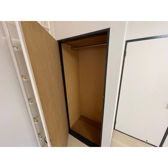 プラザ・ドゥ・アヴァン 内観