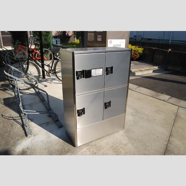 アイリスコート 宅配ボックス