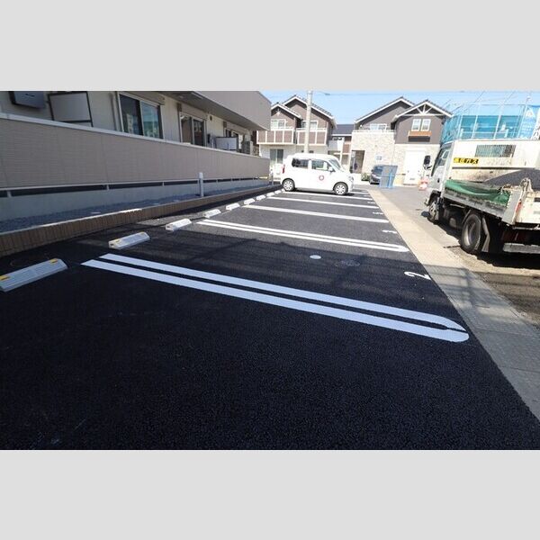 カンパーナ 駐車場